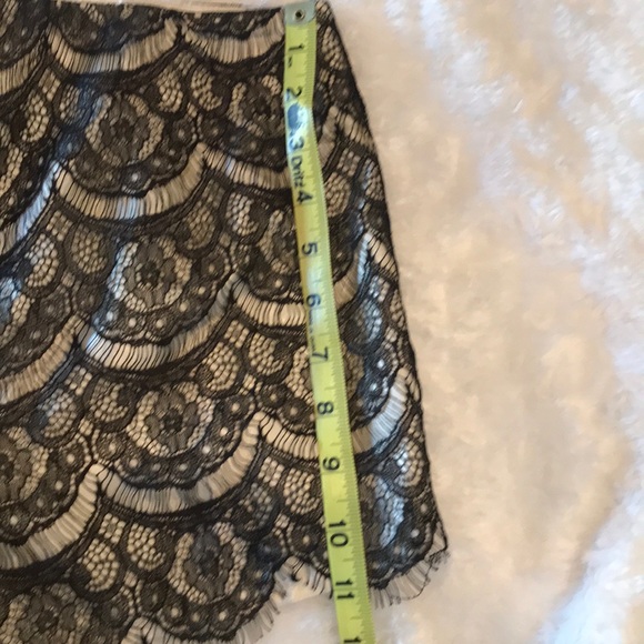 Lush black lace shorts size small NWT - Picture 8 of 8
